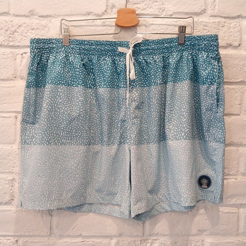 Chubbies Trunks XXL Mens Blue Swim Shorts 6 in inseam Elastic Waist Pockets W40
